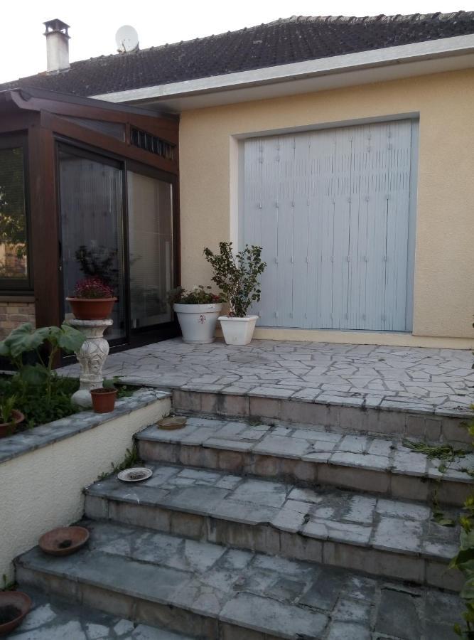Bed and Breakfast chez Myla Bourges Exterior foto
